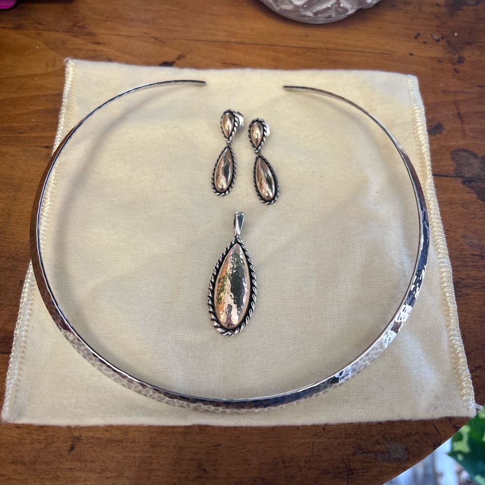 James Avery hammered silver and gold pendant and earring retired Design